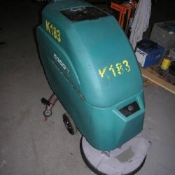 Sweeping Machine - TENNANT 5300 T