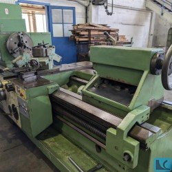 Heavy Duty Lathe - TOS SUS 80