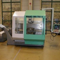 Granulat converyor equipment - Maho MH 700 S