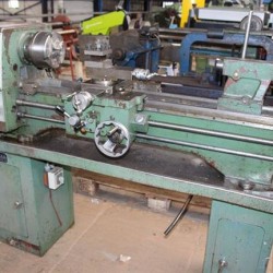 Drehmaschinen - Leit- und Zugspindeldrehmaschine - KNUTH SH 150/915G