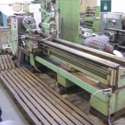 Drehmaschinen - Leit- und Zugspindeldrehmaschine - WEWAG Economy