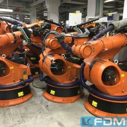 Robotik und Automation - Industrieroboter für allgemeine industrielle Anwendungen - KUKA KR 210-2