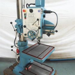 Bohrwerke / Bearbeitungszentren / Bohrmaschinen - Radialbohrmaschine - ARBOGA AR 4008