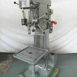 Bohrwerke / Bearbeitungszentren / Bohrmaschinen - Ständerbohrmaschine - ALZMETALL AB 4 SV