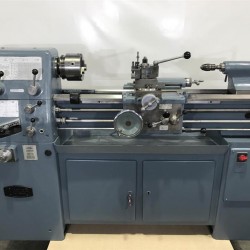 Drehmaschinen - Leit- und Zugspindeldrehmaschine - WEILER LZ 330